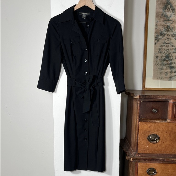 Banana Republic Dresses & Skirts - Banana Republic Black Button-Up Dress 💜
